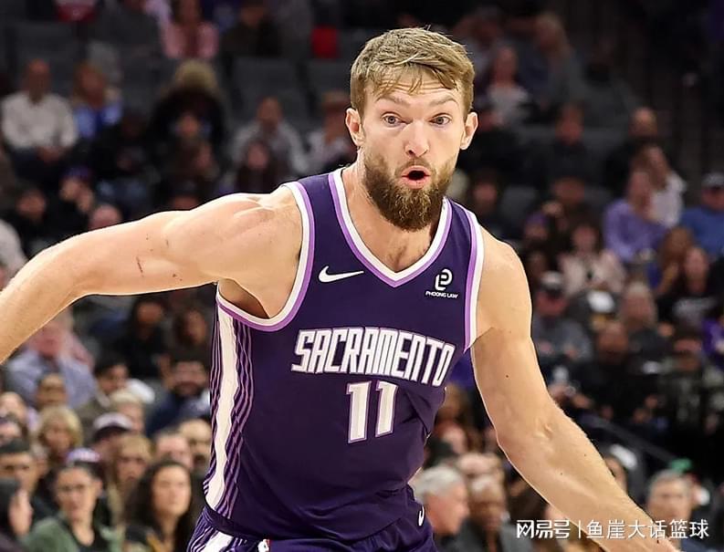 AG体育官方入口-完胜!威少26分+6三分,小萨13+6湖人旧将爆发,德罗赞两人起冲突